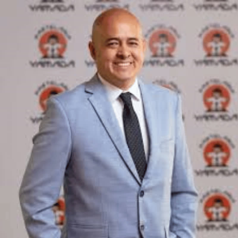 Milton Yamada